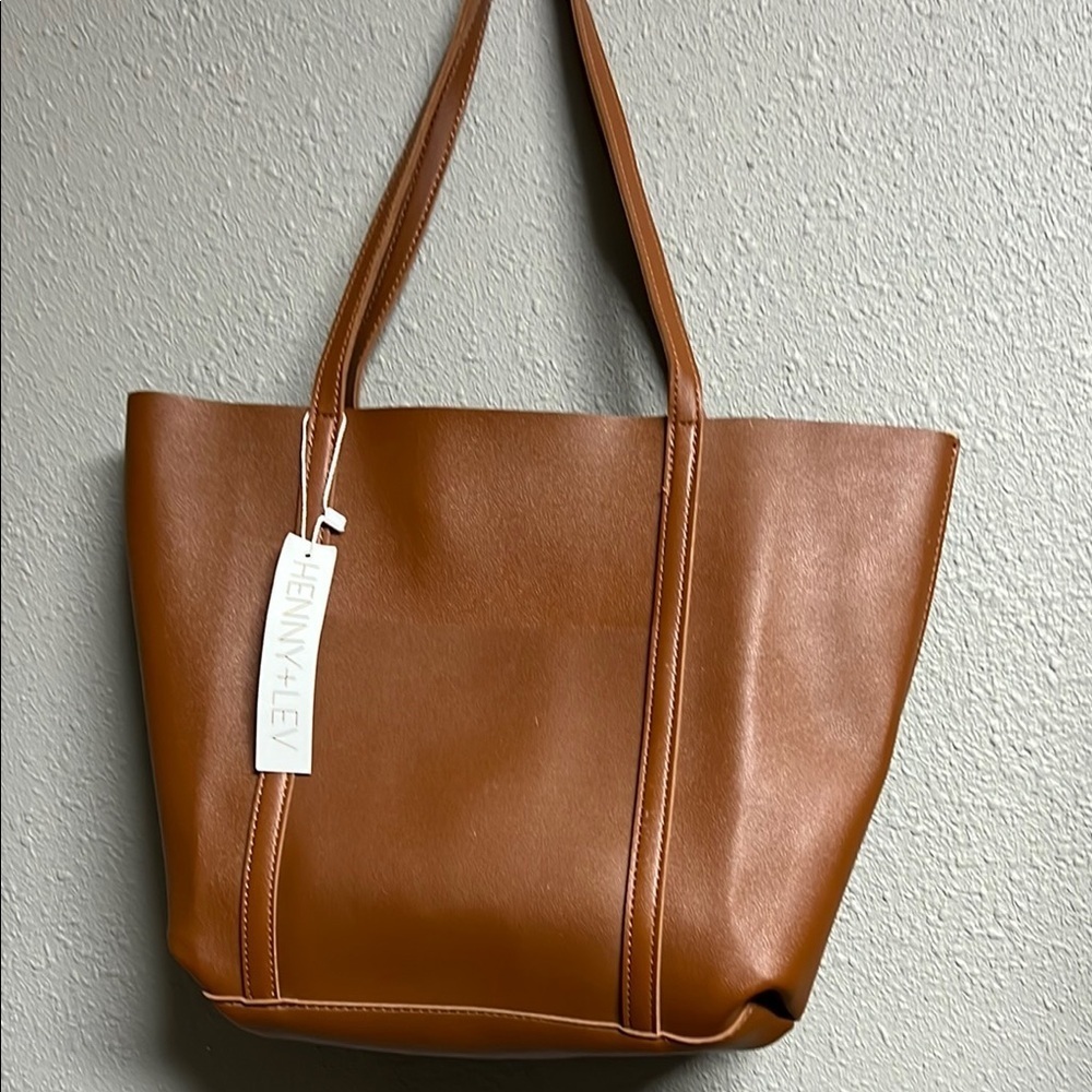 HENNY+LEV  Elegant Brown Leather Tote with Structured Design - Picture 2 of 8